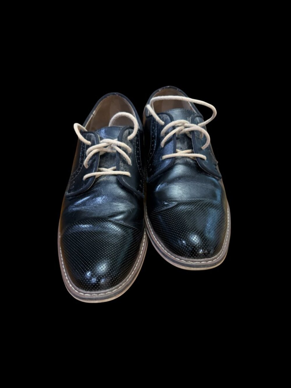 Madden by Steve Madden Black Perforated Leather Oxfords - Men's Size 10